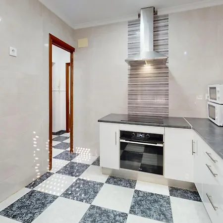 Martinez Campos - Playa La Caleta Appartement *